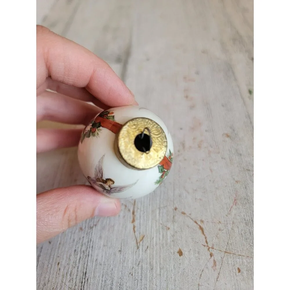 Vintage egg lady Angelic angel porcelain ornament Xmas flower‎